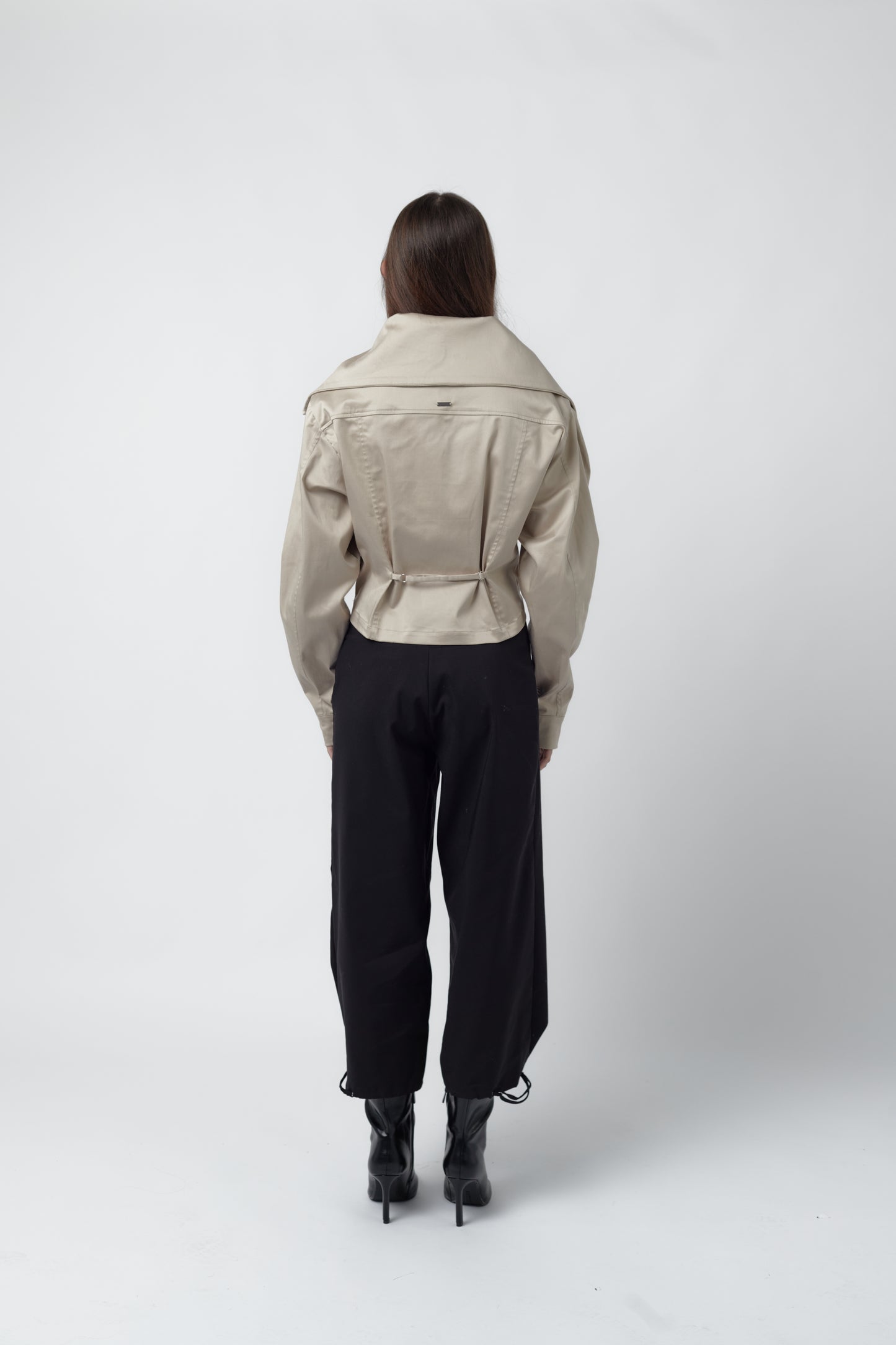 Delay Capri Trousers